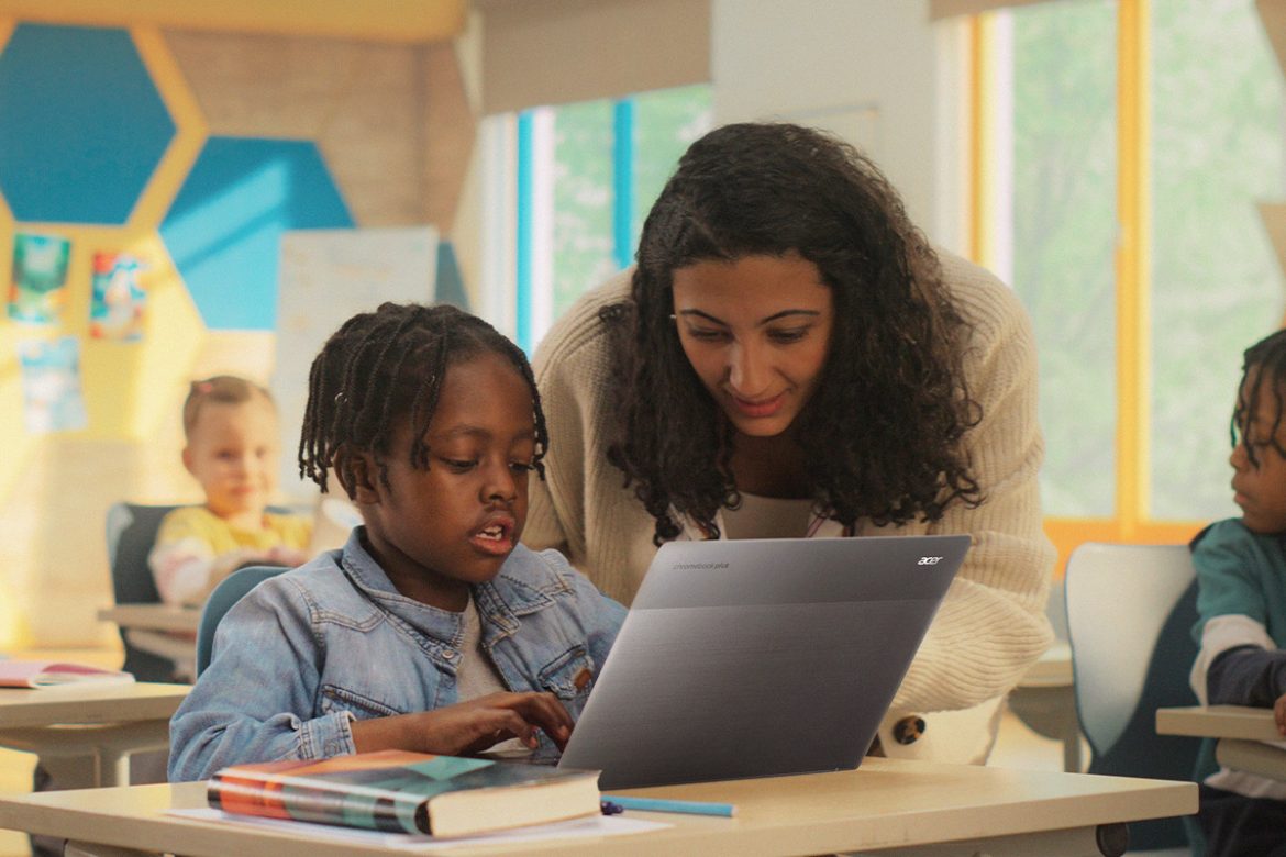 التصور ثلاثي الأبعاد والرياضات الإلكترونية في التعليم يعيدان صياغة مسارات التعلم.