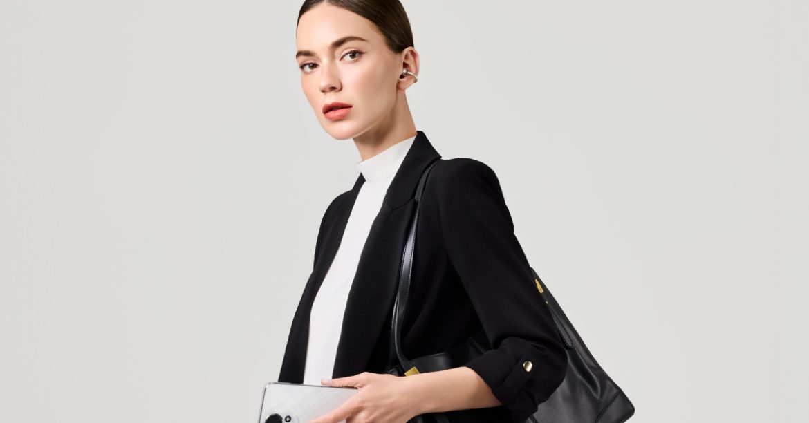 هواوي FreeClip باللون الذهبي الوردي