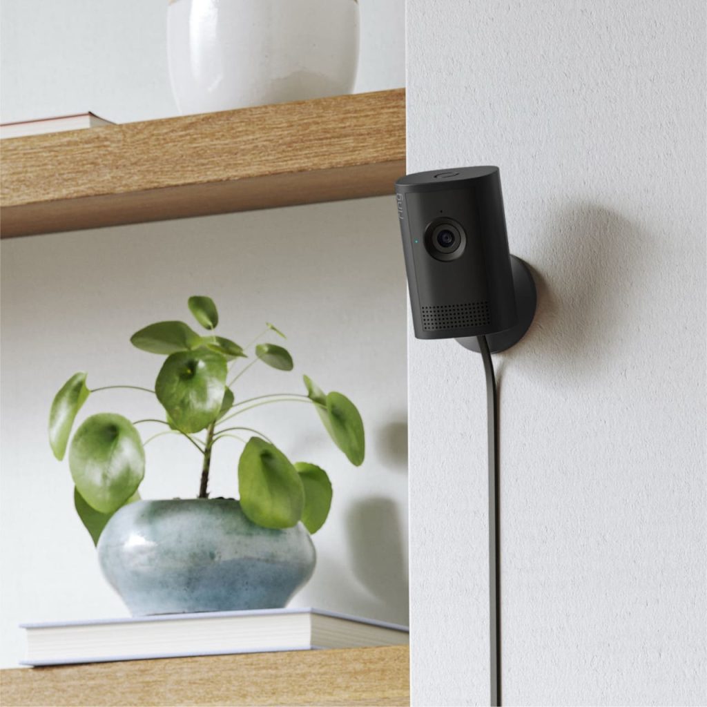 Echo 2025,Echo lineup,Echo Dot Max,Echo Studio,Echo Show 8,Echo Show 11,bigger sound,calmer screens,on-device AI,AZ3,AZ3 Pro,Alexa+,Ring 4K,Retinal Vision,Low-Light Sight,Adaptive Night Vision,10x zoom,Floodlight Cam Pro 2000 lm,Spotlight Cam Pro 600 lm,Wired Video Doorbell Pro,Outdoor Camera Pro,UAE,KSA,2026 availability,Low-Light Color,rolling out in UAE & KSA.,Ring Floodlight Cam Pro mounted,; rain droplets; ‘3D motion’ UI hint tastefull,smarter zoom,4K lineup