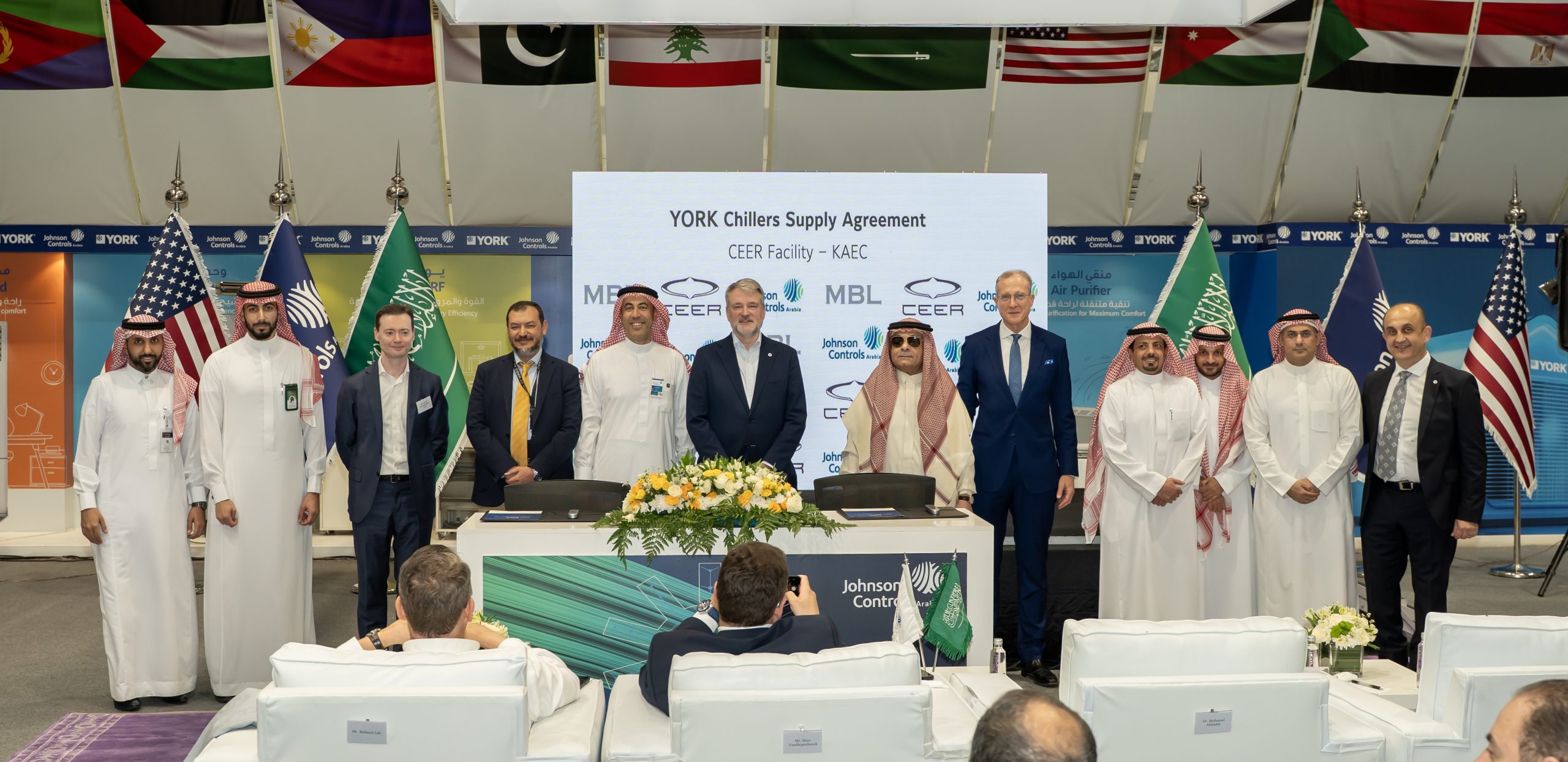 ذكاء، استدامة، قابلية للتوسع: مستقبل التبريد الصناعي مع York
