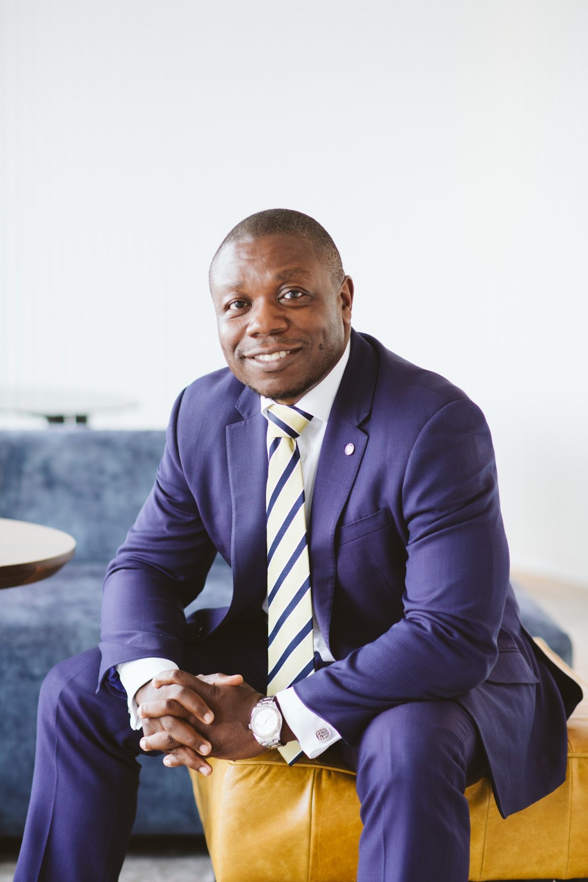 يواجه المتخصصون في المشتريات بمنطقة الشرق الأوسط وشمال إفريقيا تحديات التوظيف والتنقل الوظيفي العالي وفقًا لدليل الرواتب CIPS 2024.